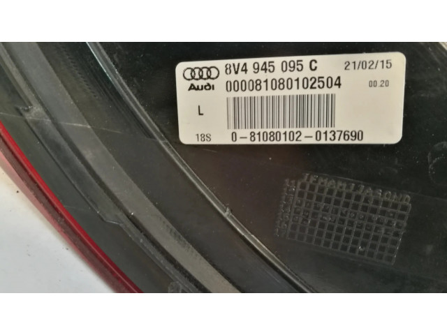 Задний фонарь левый 8V4945095C    Audi A3 S3 8V   2013-2019 года