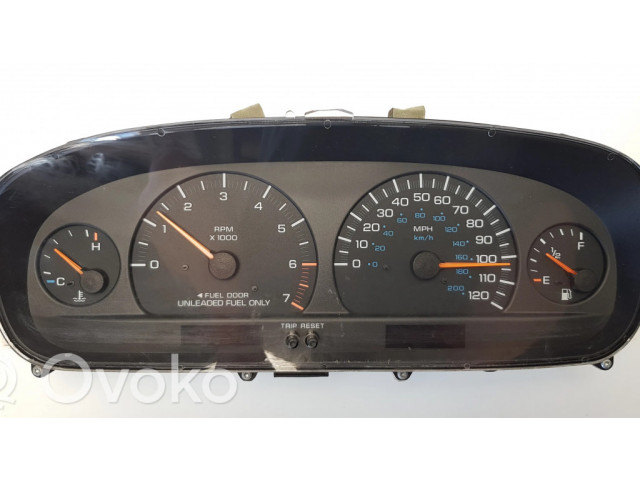 Панель приборов P04685620AB   Chrysler Voyager       