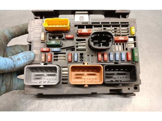 Pojistková skříňka Řídící jednotka BSM 9675878480   Peugeot 308 2013