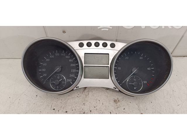 Панель приборов A2515402648   Mercedes-Benz ML W164       