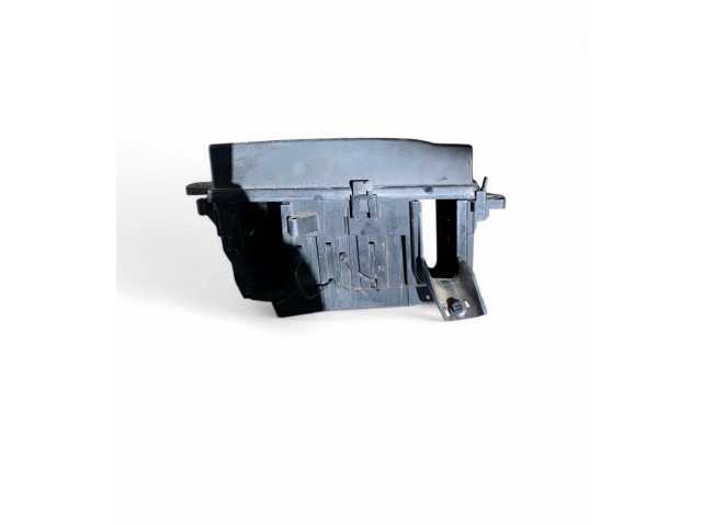 Блок предохранителей  31398000, 31398001   Volvo XC90    