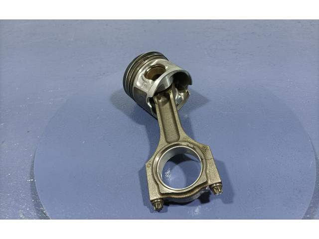 Píst 7810825, 7810825   BMW X1 E84     