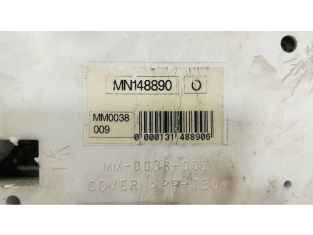 Панель приборов MN1488900, MM0038009   Mitsubishi Colt       