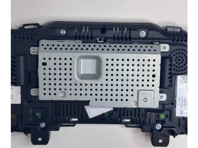 Панель приборов 62102023631, 1840068518   BMW 5 G30 G31       