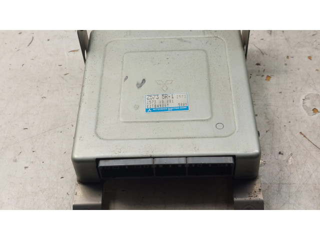 Řídící jednotka Z57318881, E2T84986T   Mazda 323 1996