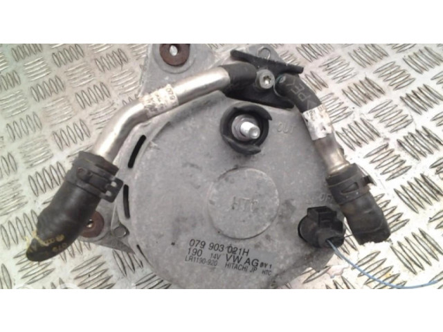 Генератор 079903021H   Audi RS4 4.2     