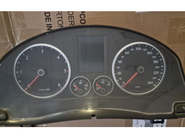 Панель приборов 5N0920870D   Volkswagen Tiguan       