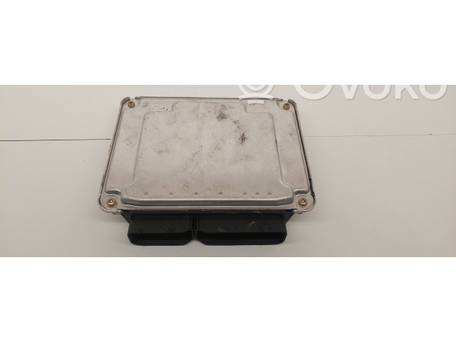 Řídící jednotka 038906019GK, 0281011948   Volkswagen PASSAT B5.5 2004