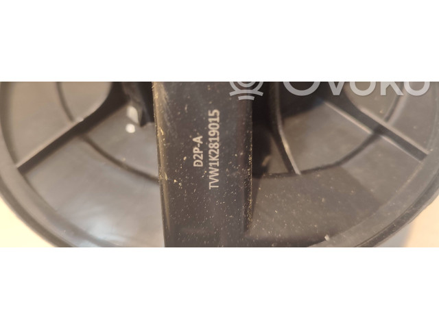 Вентилятор печки    1K2819015, D2PA   Volkswagen PASSAT B7