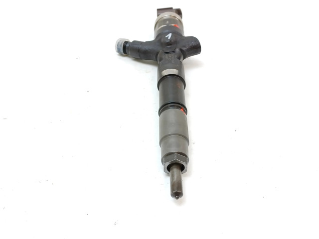 Vstřikovač 2367030400   Toyota Hilux (AN10, AN20, AN30)  pro naftový motor 3.0  