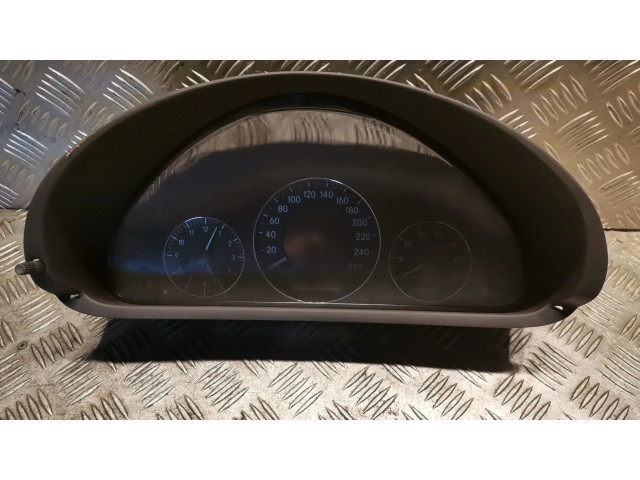 Панель приборов 2095408711, A2095408711   Mercedes-Benz CLK A209 C209       