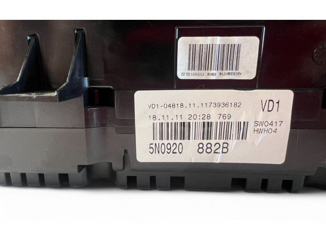 Панель приборов 5N0920882B   Volkswagen Tiguan       