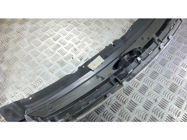 Передняя решётка Ford Kuga I 2008-2012 года 8V41R7081A, 8V41R7081      