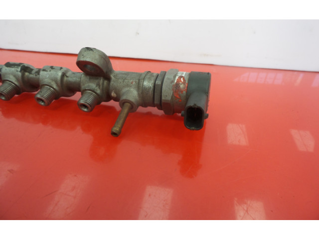 Vstřikovací lišta 0445214177, 107780-0531   Toyota Auris 150     
