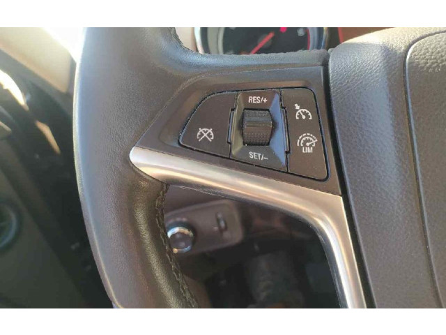 Volant Opel Zafira C 2011   
