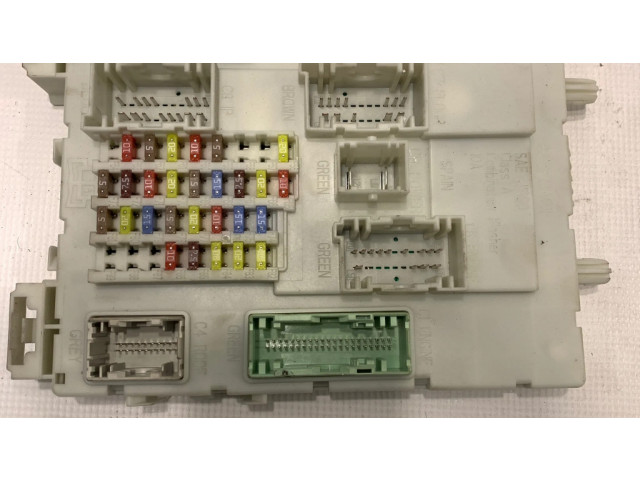 Блок предохранителей  000084, 010012   Ford Focus    