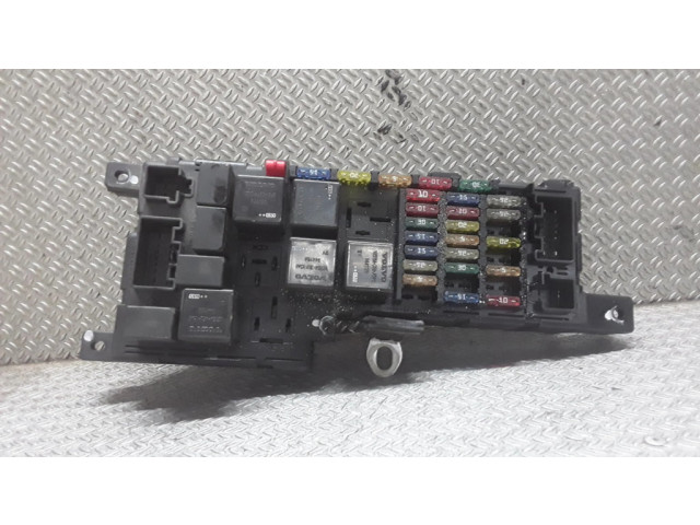   Pojistková skříňka 518828009   Volvo S60 2004