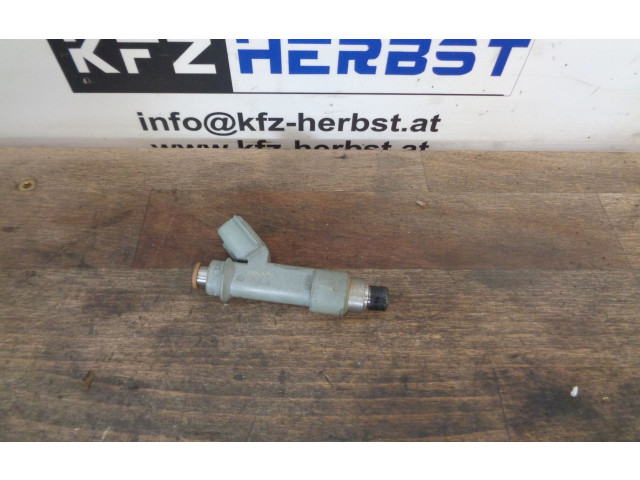 Форсунка 2325000010, 2325000010    Citroen C1  1KR-FE 