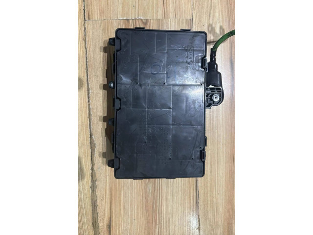   Pojistková skříňka FG9T14A067EE   Ford Mondeo MK  2014
