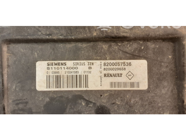 Řídící jednotka S110114000, 8200057536   Ford Focus 2001