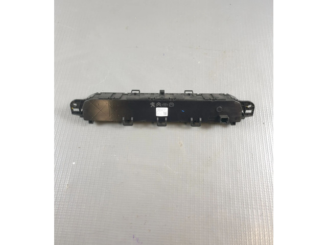 Блок управления климат-контролем 98340478ZD   Peugeot Traveller