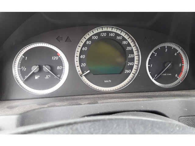 Přístrojová deska  Mercedes-Benz C W204 2010 651911  