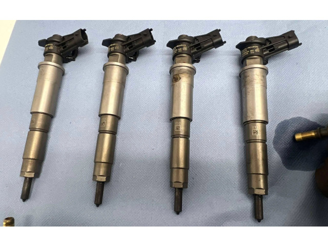 Vstřikovací lišta 804554, H82409395   Nissan X-Trail T31     