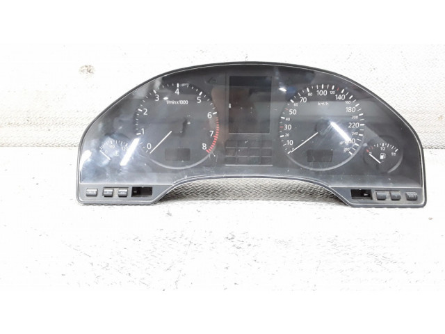 Панель приборов 4D0919033AC   Audi A8 S8 D2 4D       