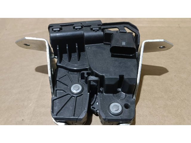 Замок багажника A0997400680    Mercedes-Benz E W213 2016- года
