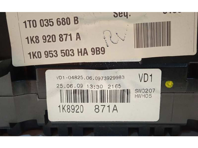 Панель приборов 1K8920871A   Volkswagen Scirocco       