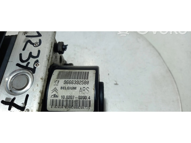 Блок АБС 0204054032, 123771   Citroen  C3  2010-2016 года