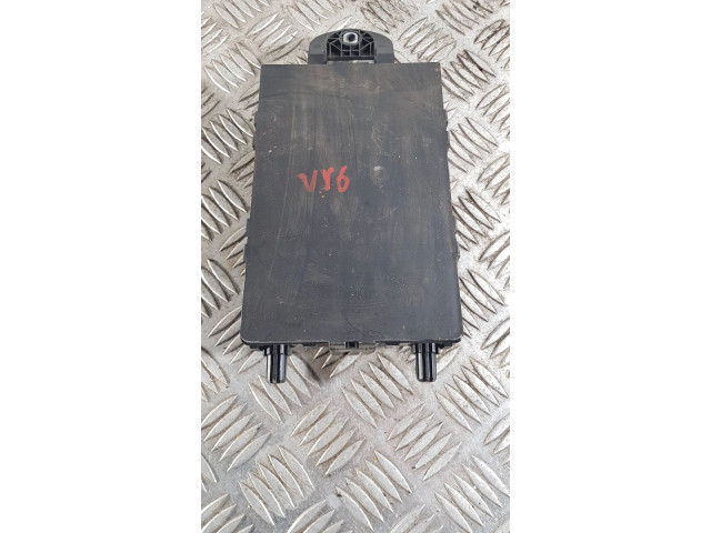   Pojistková skříňka 31682732   Volvo V60 2020