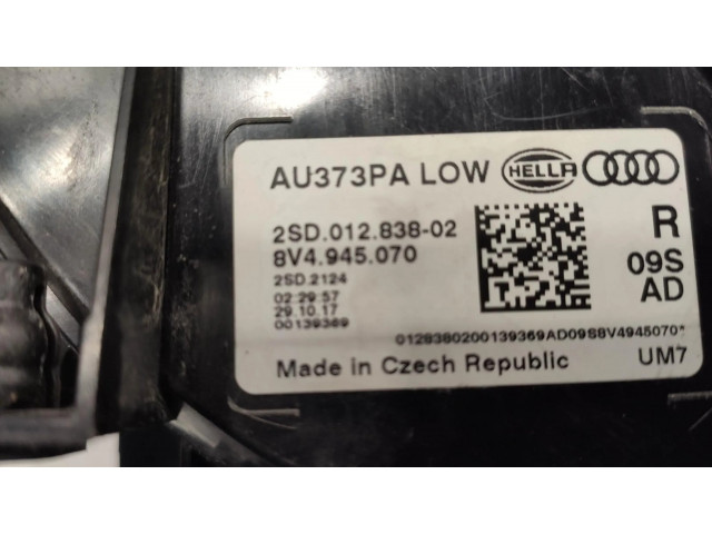 Задний фонарь  8V4945070    Audi A3 S3 8V   2013-2019 года