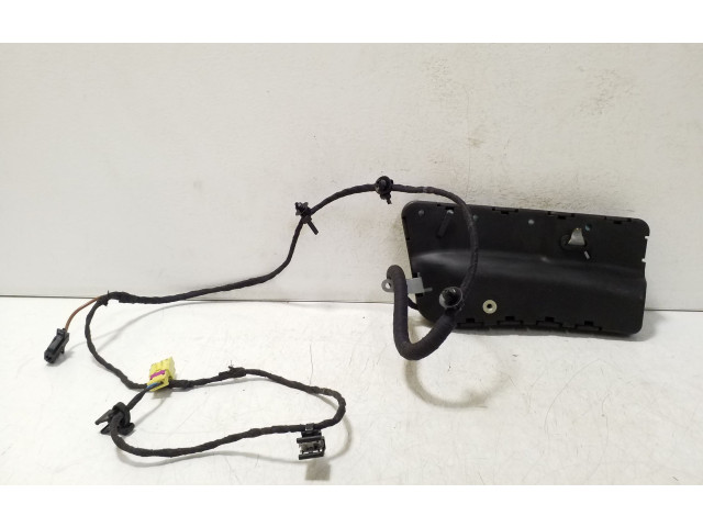 Подушка безопасности в сиденье 7L0880240K   Volkswagen Touareg I
