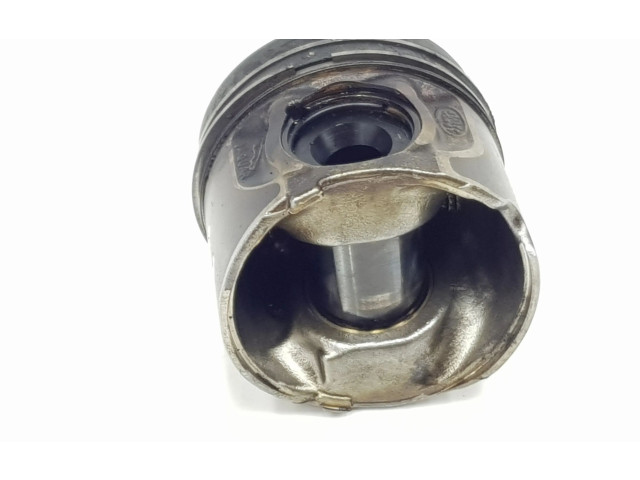 Píst PISTON204DTA, 204DTA   Land Rover Range Rover Velar     