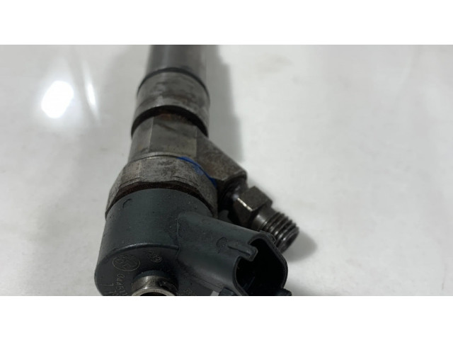 Vstřikovač 0445110048   BMW 5 E39  pro naftový motor 30.0  