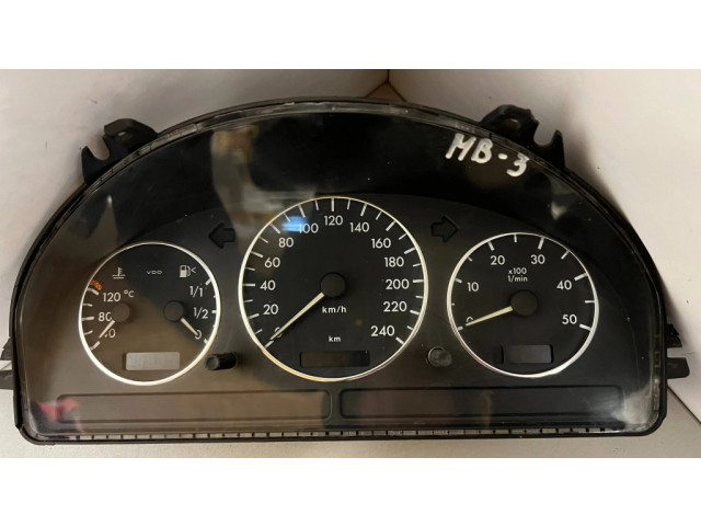 Přístrojová deska  Mercedes-Benz ML W163 2004 A1635409011, 16899513  