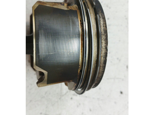  Поршень с шатуном  82L146, TFSI  Seat Leon (1P)  