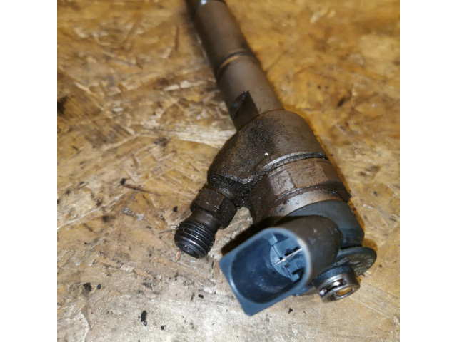 Vstřikovač 04451110167, A6400700787   Mercedes-Benz B W245  pro naftový motor 2.0  