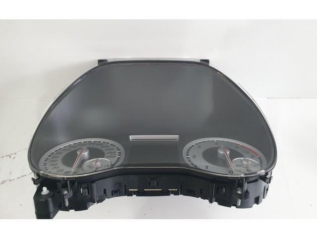 Přístrojová deska  Mercedes-Benz A W176 2013 A1769009301, 0263700128  