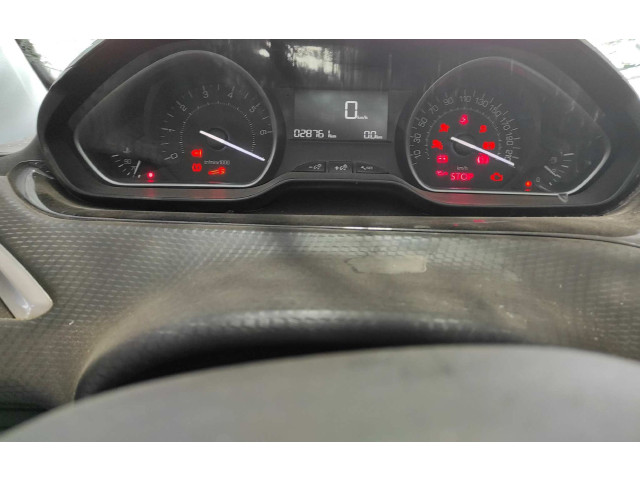 Přístrojová deska  Peugeot 2008 I 2019 9825986180  