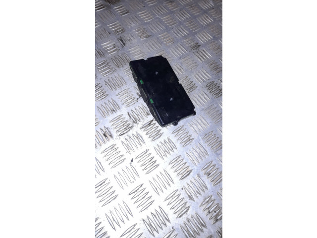 Блок управления крюка для прицепа