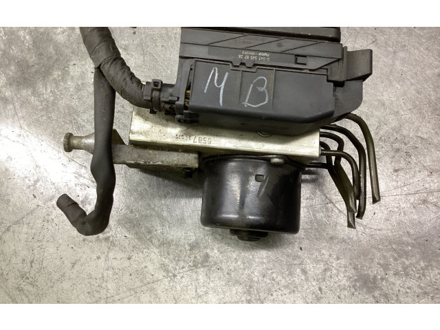 Jednotka ABS A0054310712, 10020404164   Mercedes-Benz C W203 2006