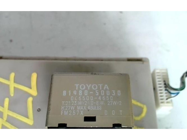   Pojistková skříňka    Toyota Land Cruiser (J120) 2005