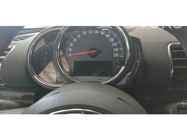 Přístrojová deska  Mini Clubman F54 2017 62108779662  