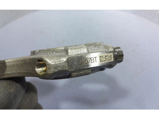 Píst 82450D7000, 1100886489   Hyundai Tucson TL  pro benzínový motor 1.6 G4FD DOHC-GDI