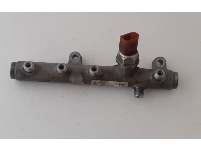 Vstřikovací lišta 059130758K, 059130089AH   Audi A5 8T 8F    CGKA 