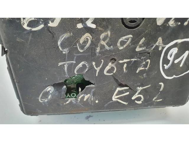 Jednotka ABS 8954113040, 4451013070   Toyota Corolla Verso E121 2003