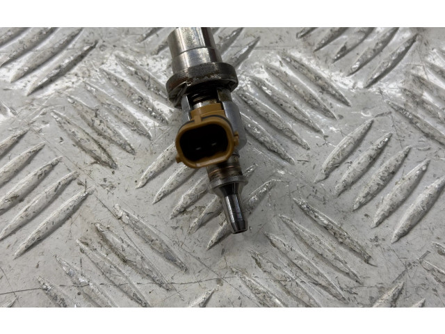 Vstřikovač 2371026010, 2371026011   Toyota Corolla Verso AR10    2AD-FHV 