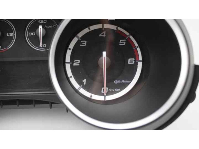 Přístrojová deska  Alfa Romeo Giulietta 2010 50521957, A2C32419300  